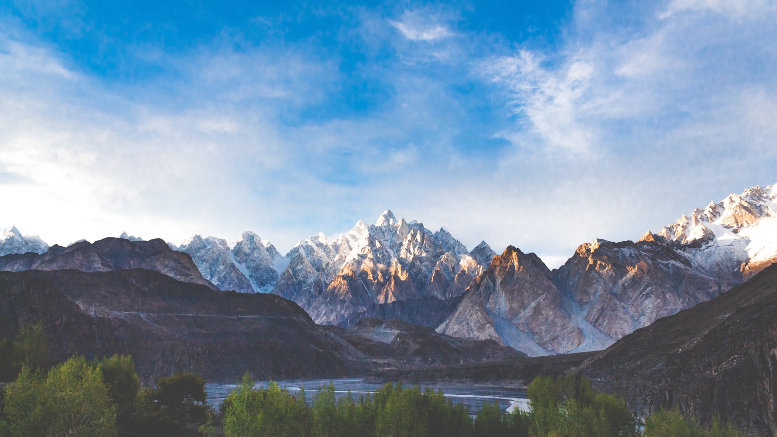 Dua Tim Bidik Masherbrum, Salah Satunya Incar Jalur Baru di Karakoram